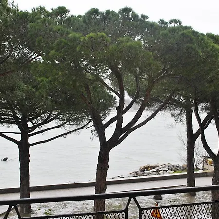 Moderno Vicino Al Mare